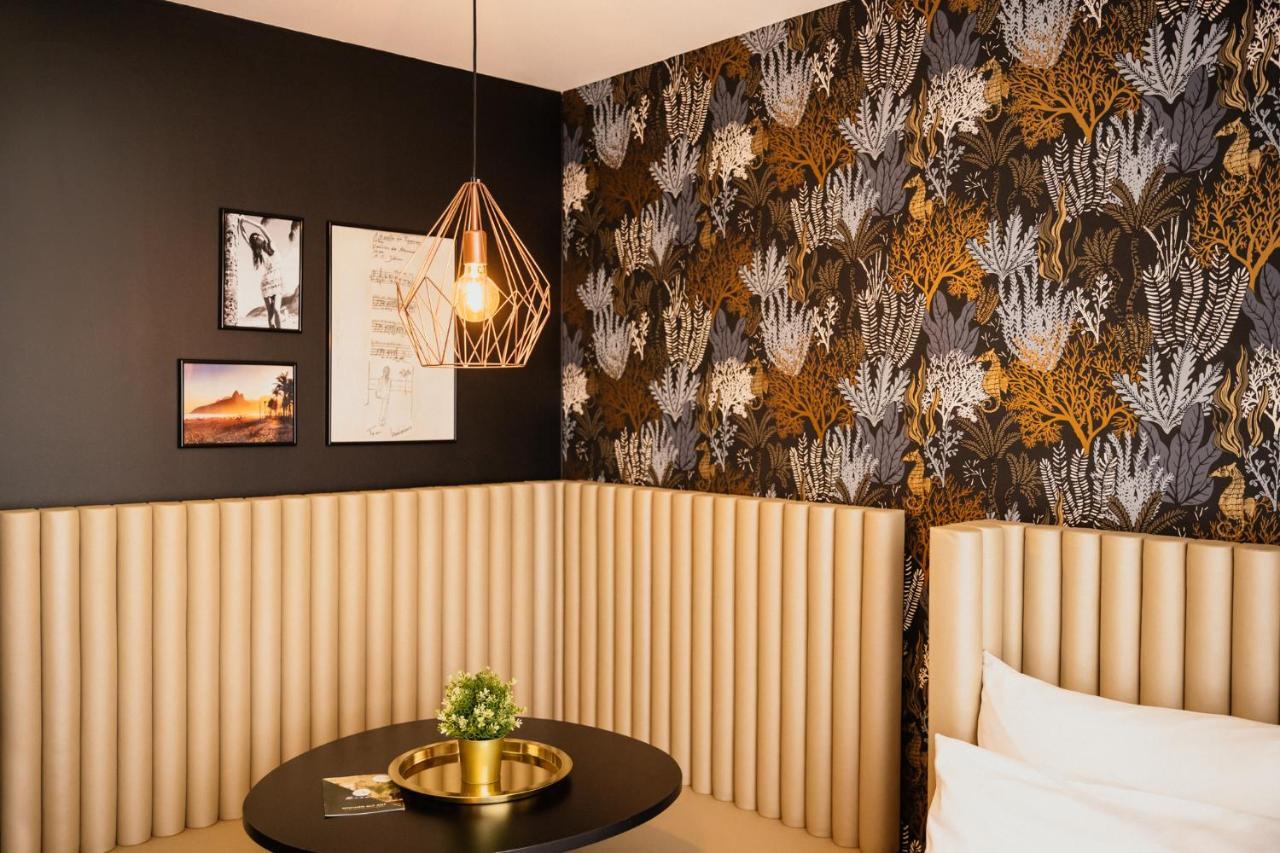 Rioca Neu-Ulm Posto 5 Aparthotel Bagian luar foto
