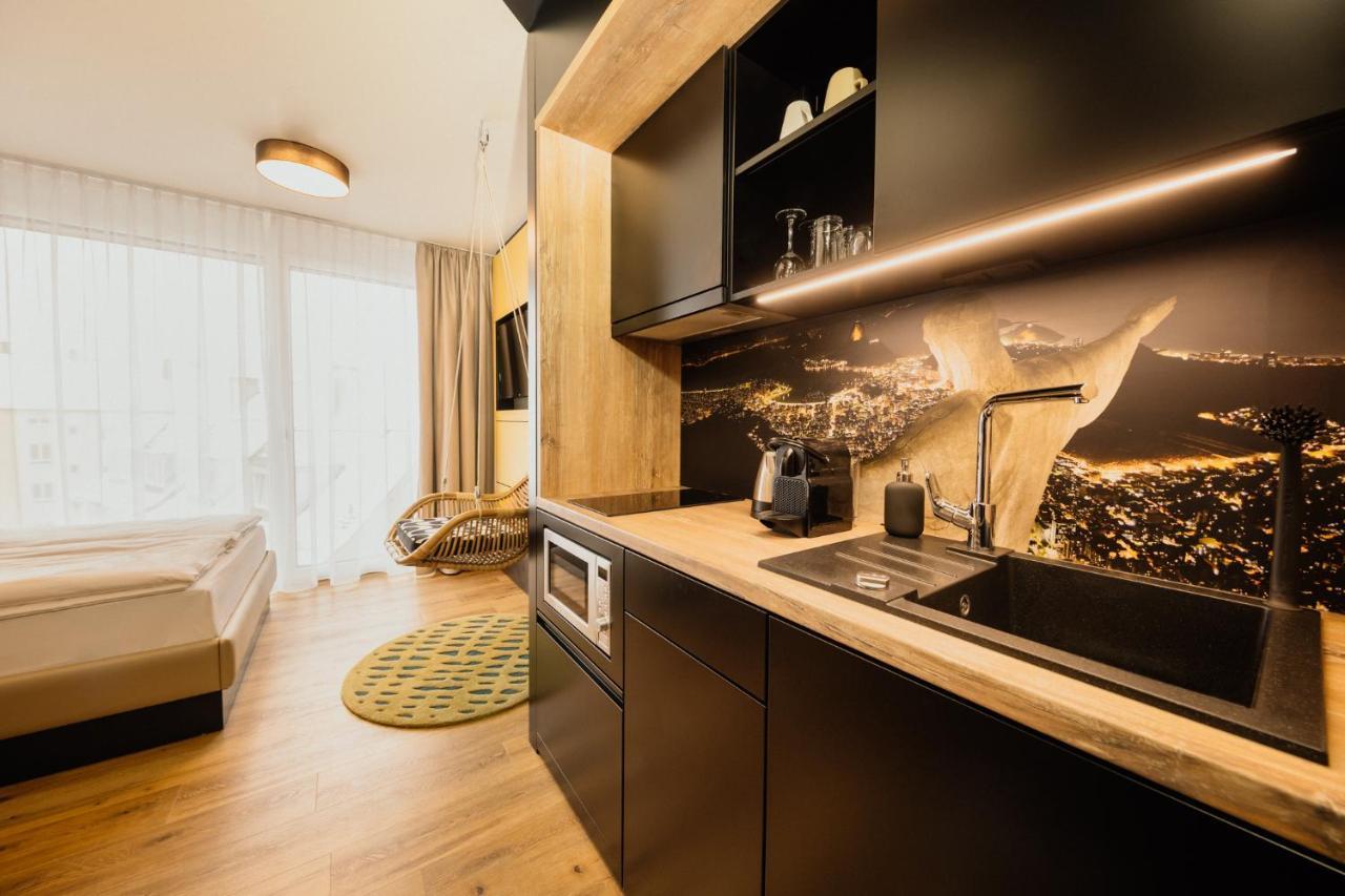 Rioca Neu-Ulm Posto 5 Aparthotel Bagian luar foto